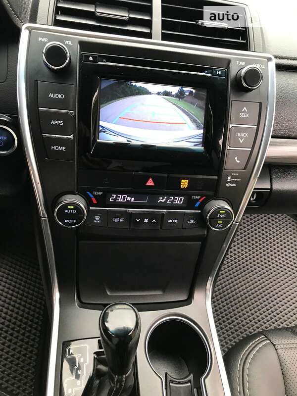 2017 toyota camry