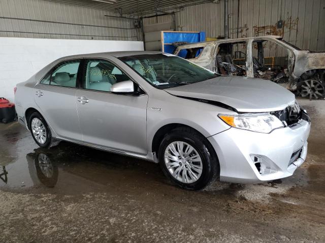 2013 toyota camry hybr