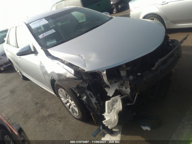 2014 toyota camry hybrid