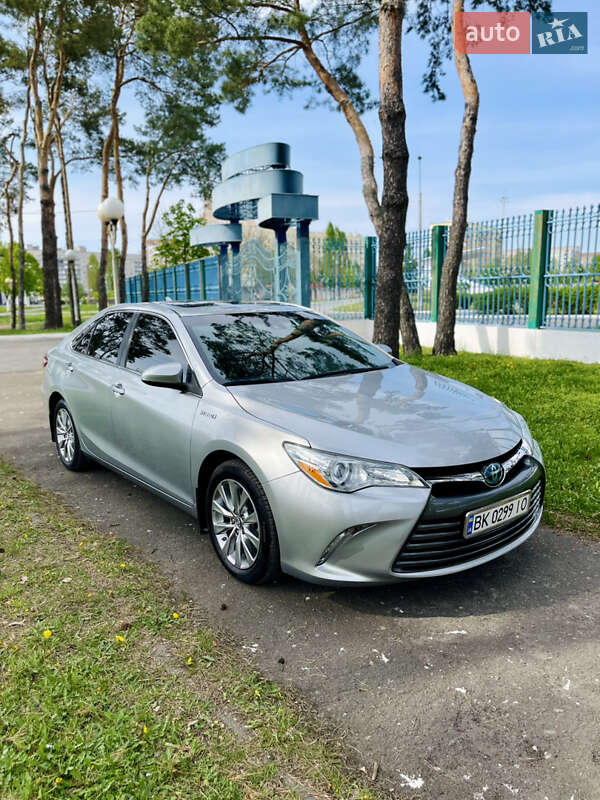2015 toyota camry