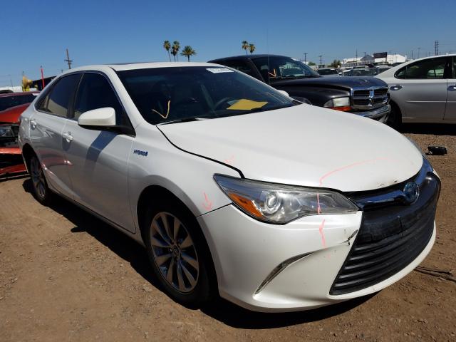 2016 toyota camry hybr