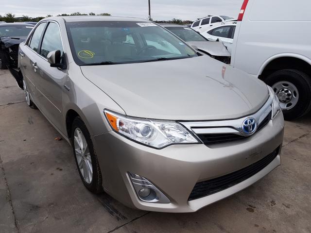 2013 TOYOTA Camry