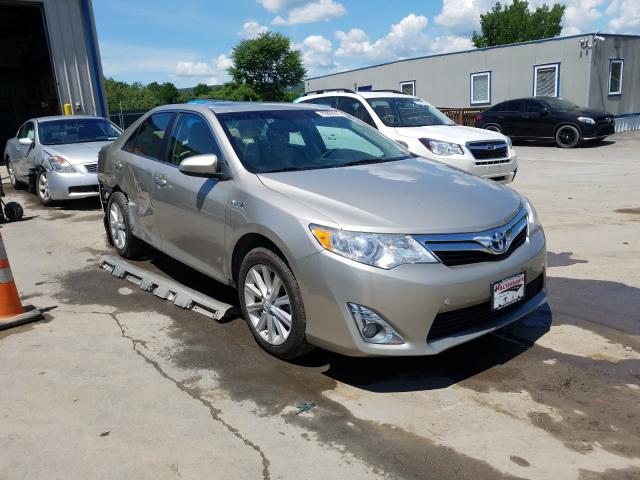 2013 toyota camry hybr