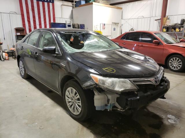2014 toyota camry hybr