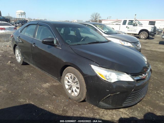 2015 toyota camry hybrid