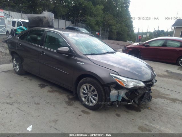 2016 toyota camry