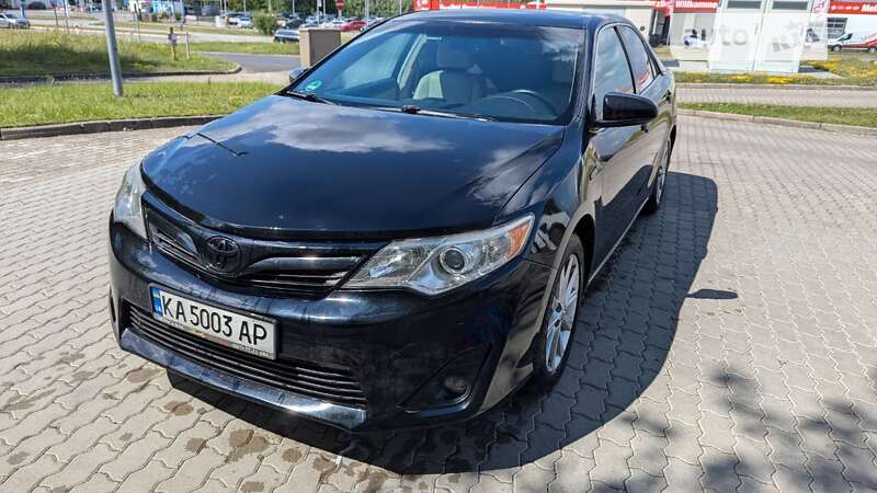 2012 toyota camry
