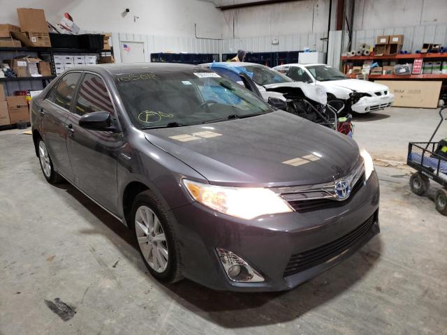 2014 toyota camry hybr