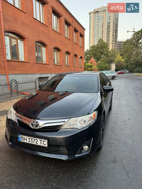 2013 toyota camry