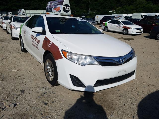 2014 toyota camry hybr