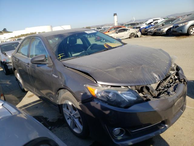 2014 toyota camry hybr