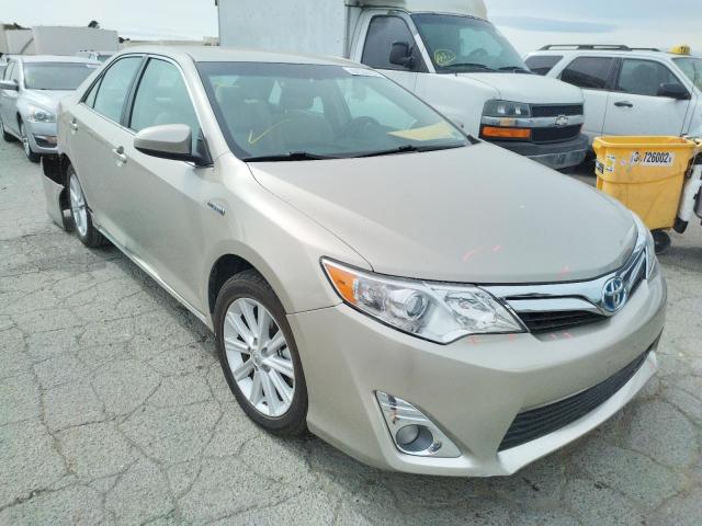 2014 toyota camry hybr
