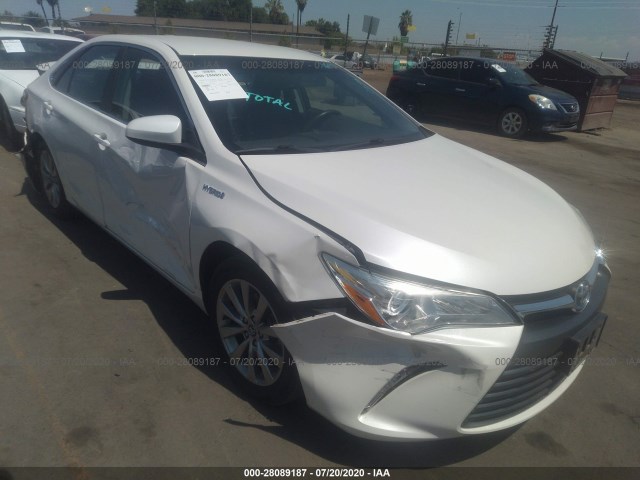 2015 toyota camry hybrid