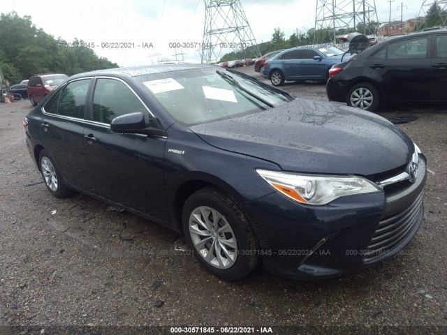 2016 toyota camry hybrid