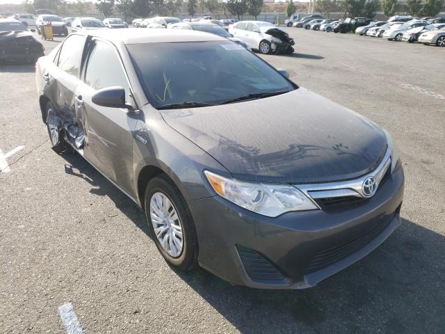 2013 toyota camry hybr