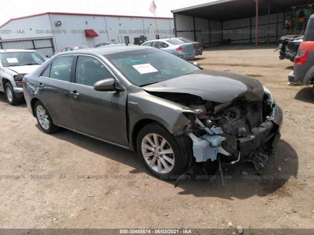 2013 toyota camry hybrid