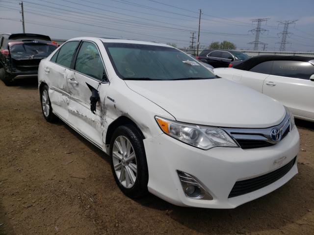 2014 toyota camry hybr