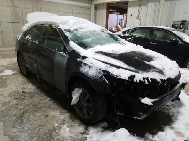 2015 toyota camry hybr