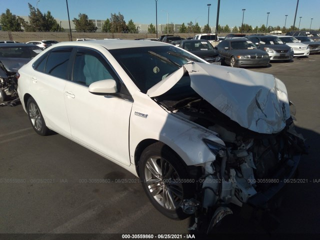 2016 toyota camry hybrid