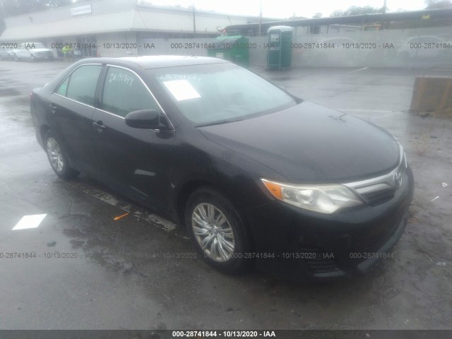 2014 toyota camry hybrid