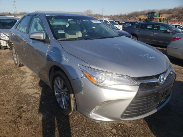 2015 toyota camry hybr