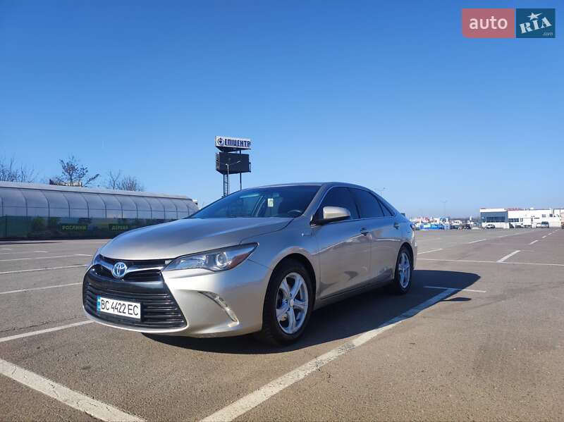 2015 toyota camry