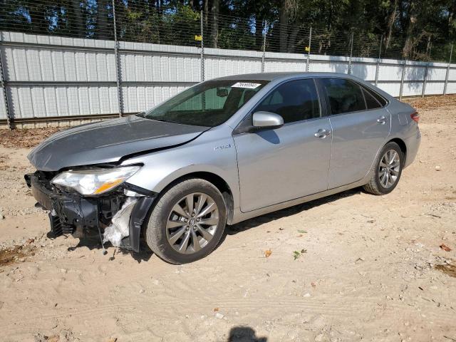 2017 toyota camry hybr