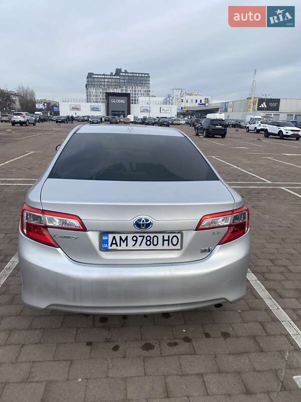 2012 toyota camry