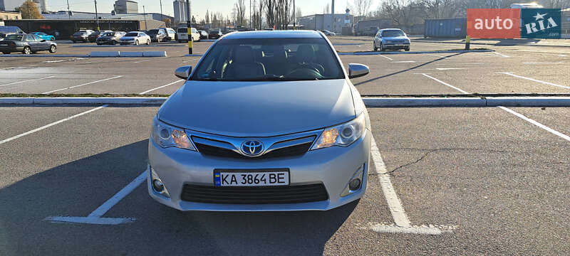 2012 toyota camry