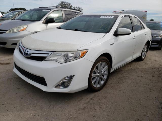 2013 toyota camry hybr