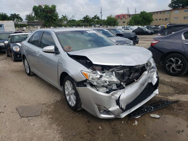 2013 toyota camry hybr
