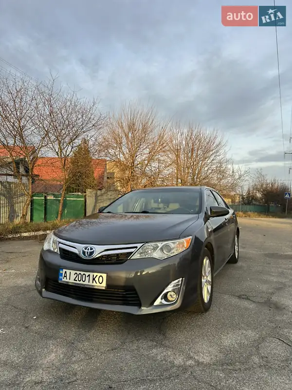 2013 toyota camry