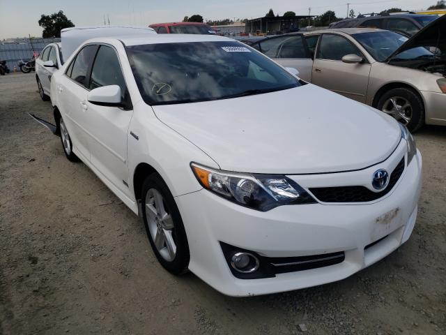 2014 toyota camry hybr