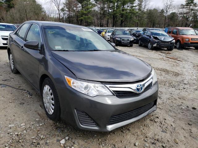 2014 toyota camry hybr