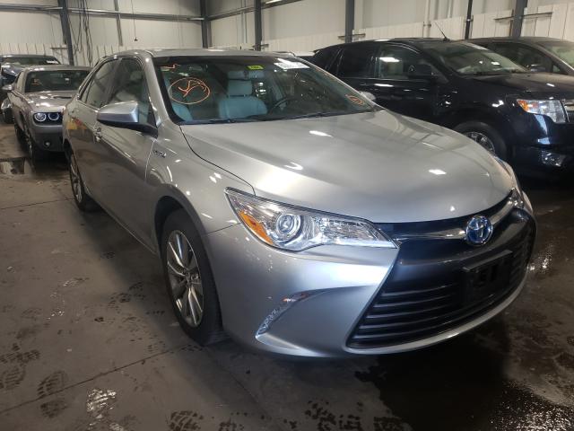 2016 toyota camry hybr
