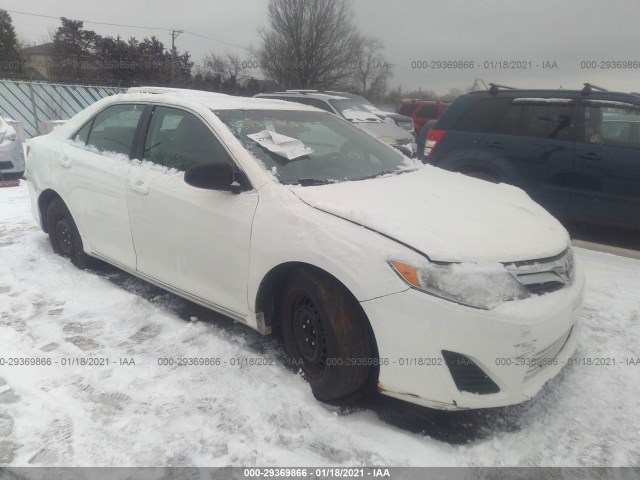 2014 toyota camry hybrid