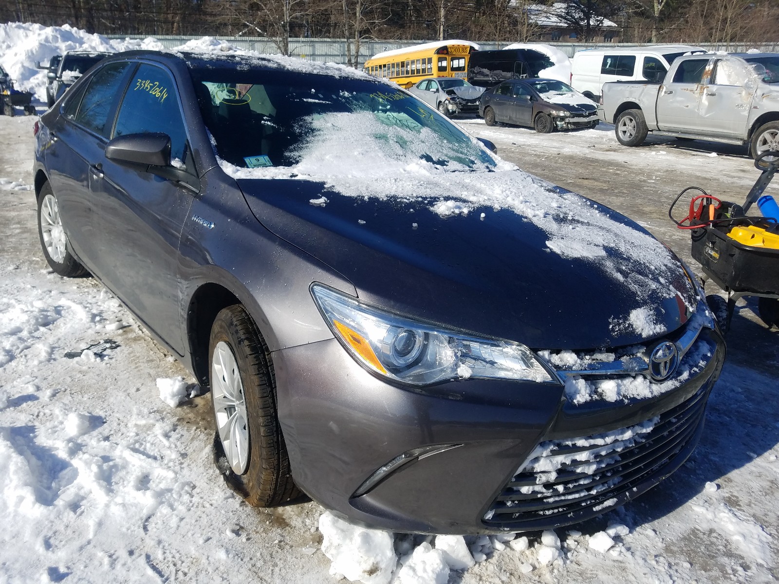 2015 toyota camry hybr