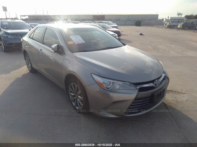 2016 toyota camry