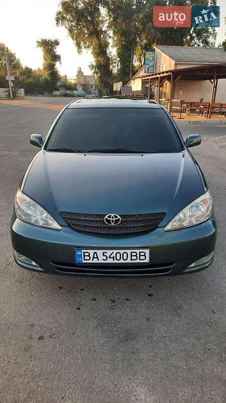 2004 toyota camry