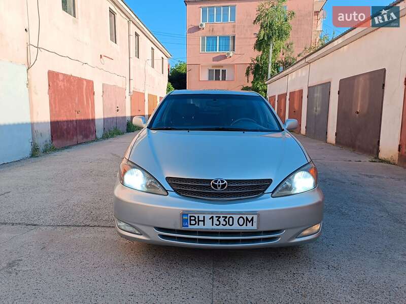 2003 toyota camry