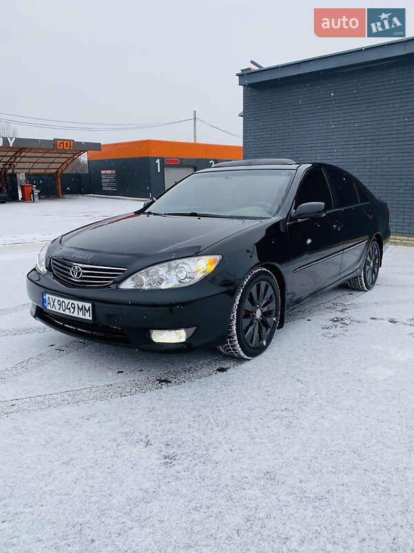 2004 toyota camry
