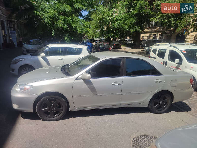 2003 toyota camry