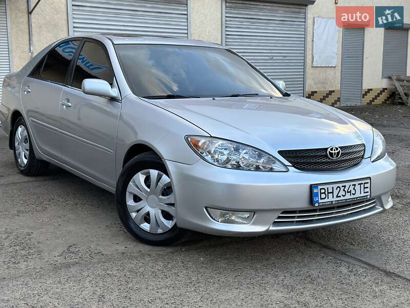 2003 toyota camry