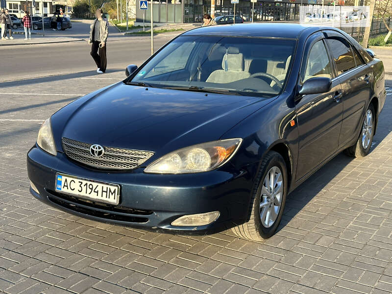 2002 toyota camry