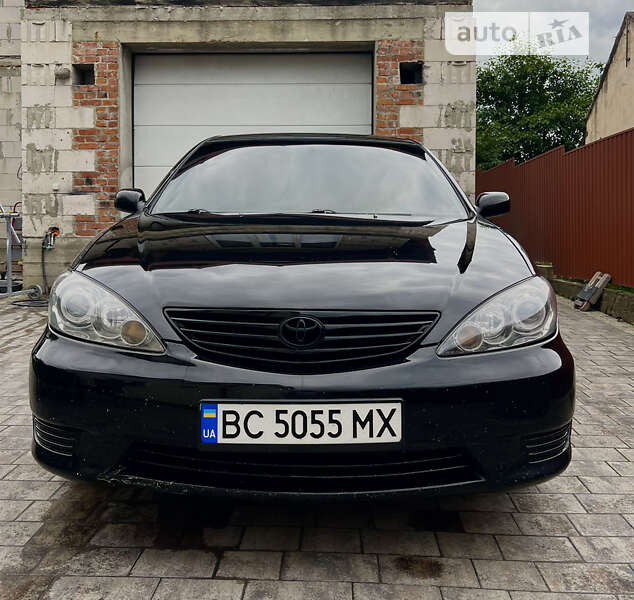 2005 toyota camry