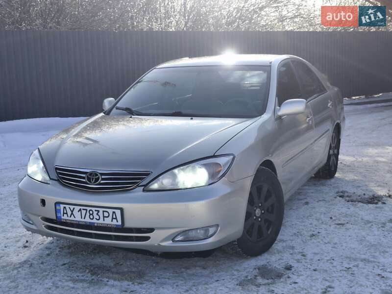 2003 toyota camry