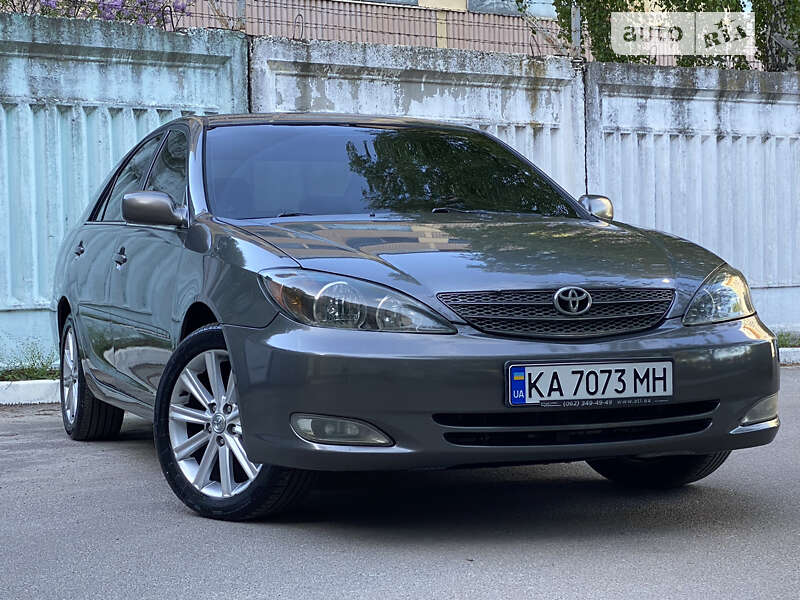 2002 toyota camry