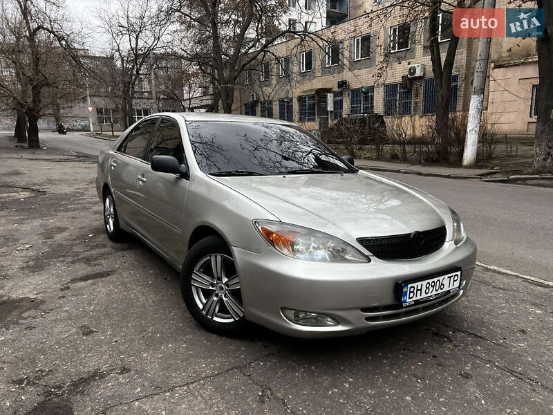 2002 toyota camry