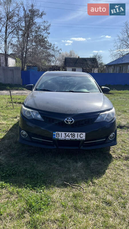 2012 toyota camry