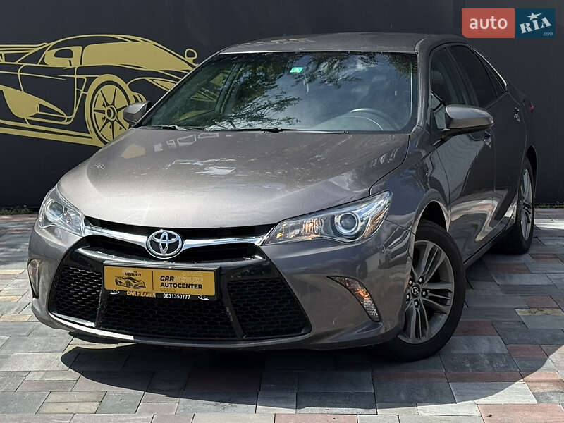 2016 toyota camry